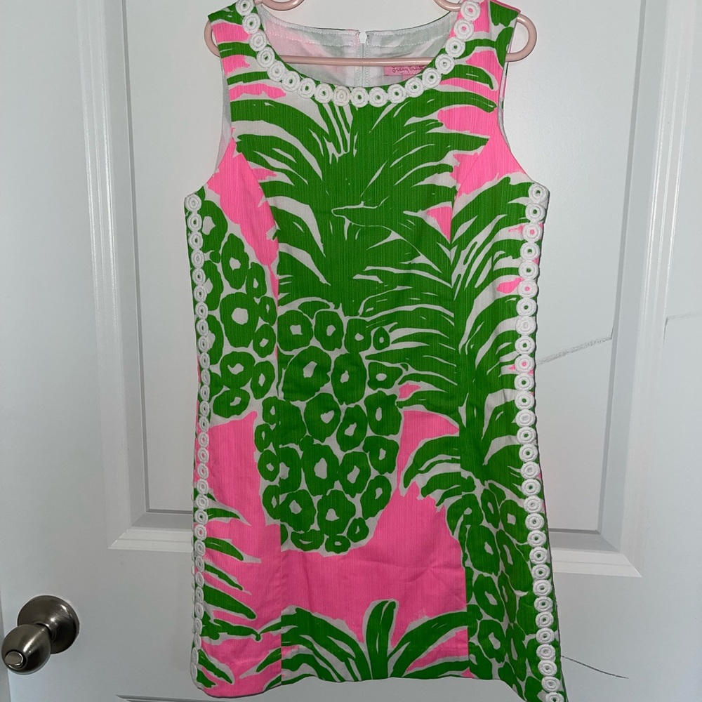 Lilly Pulitzer size 8 shift dress